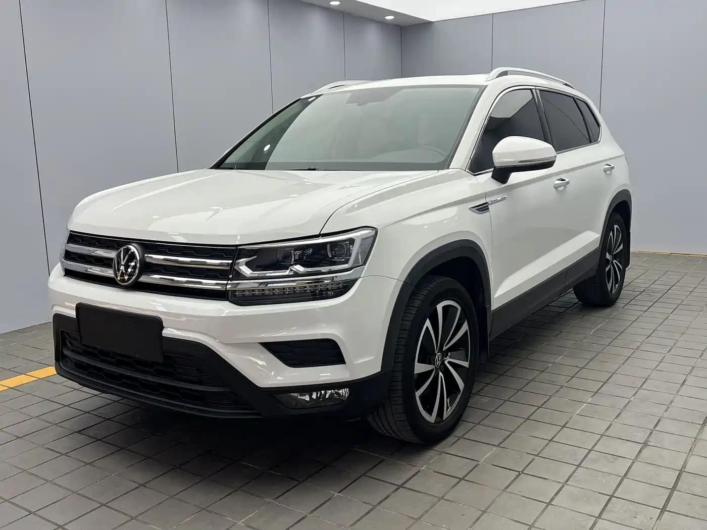 Volkswagen Tharu 2022 280TSI FWD Luxury Edition