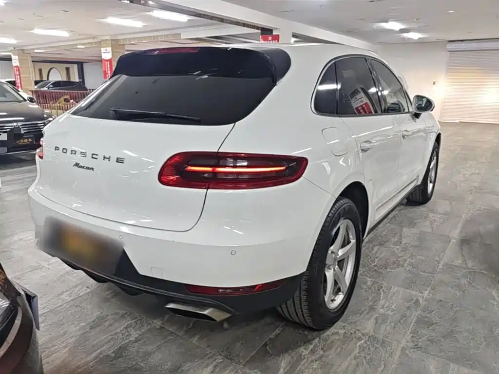 Porsche Macan 2017 Macan 2.0T фото 7
