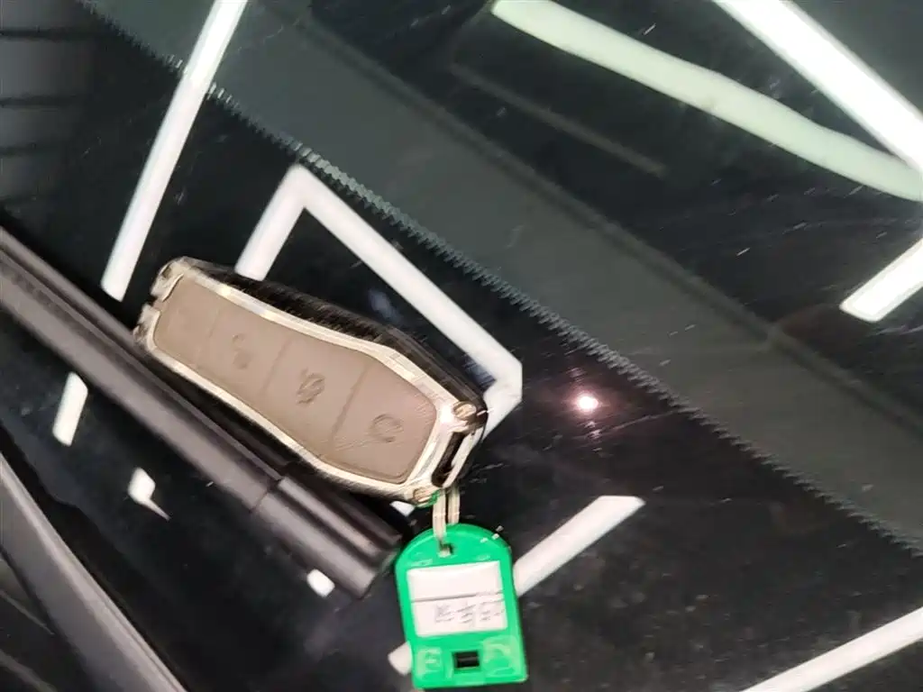 BYD Han 2025 Model EV 605KM Premium Version фото 9