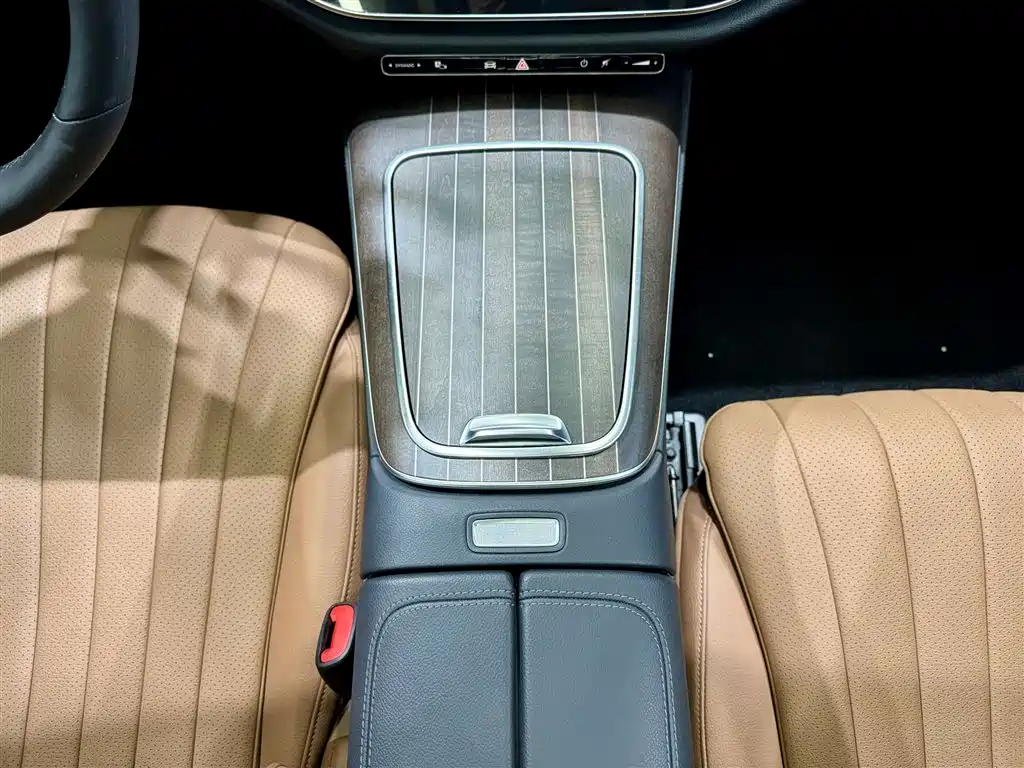 Mercedes-Benz E-Class 2024 Model E 300 L Luxury фото 22