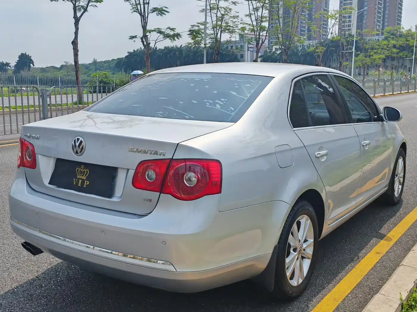 Volkswagen Sagitar 2011 1.4TSI Automatic Technology фото 6