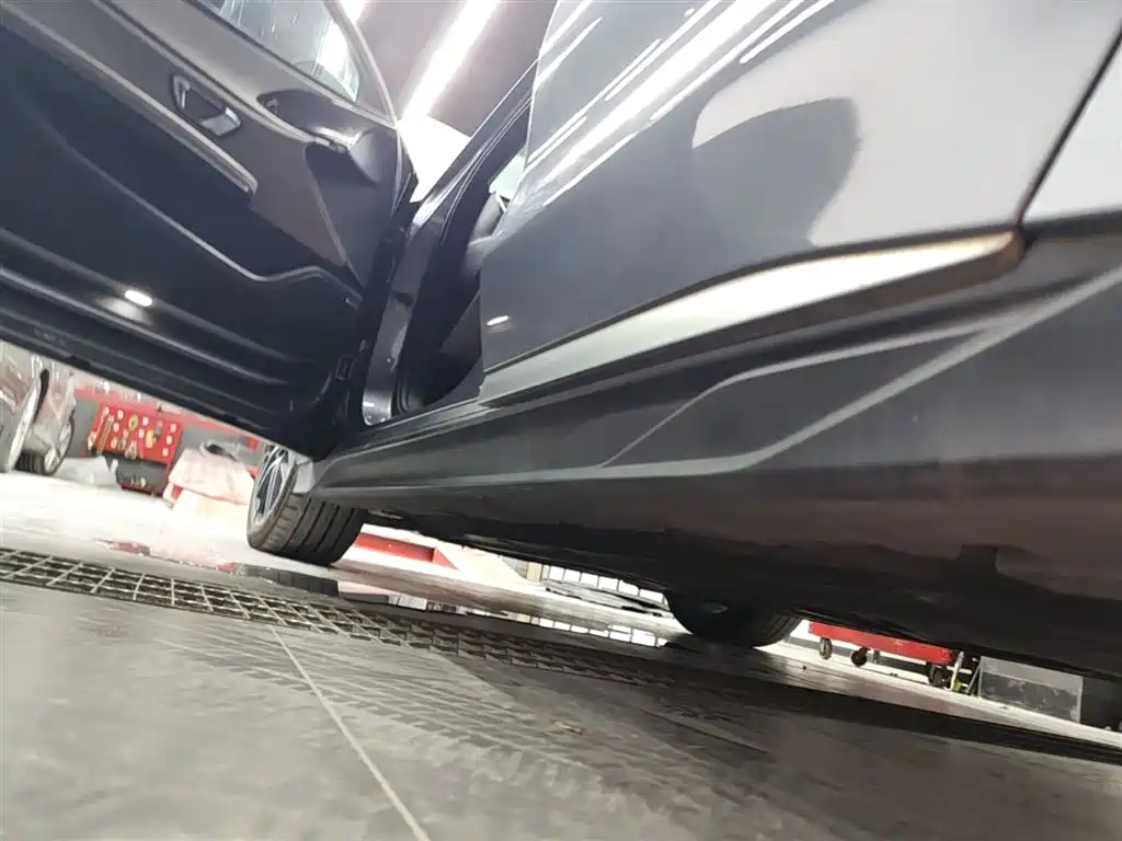 BYD Han 2025 Model EV 605KM Premium Version фото 22