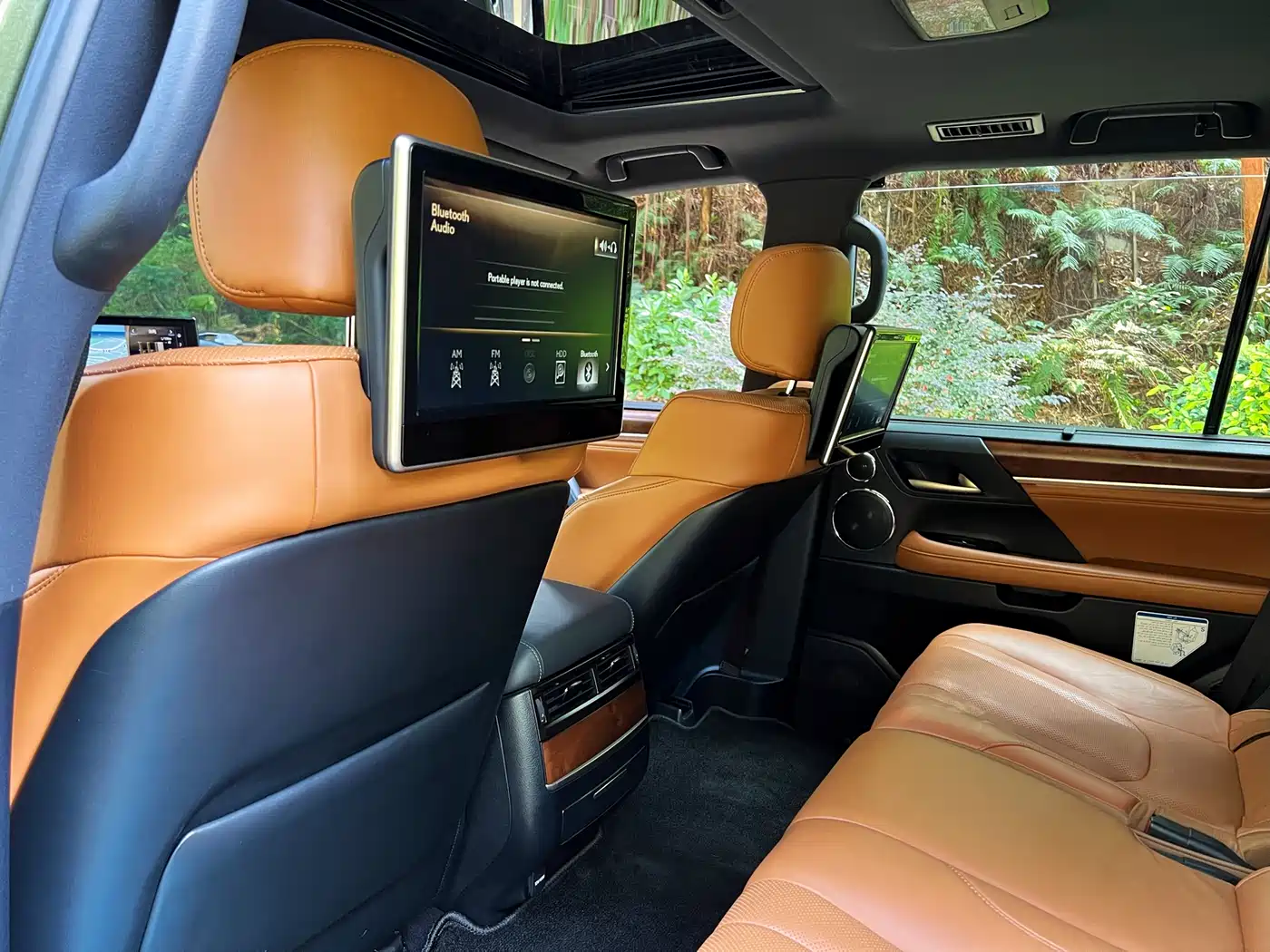 Lexus LX фото 13