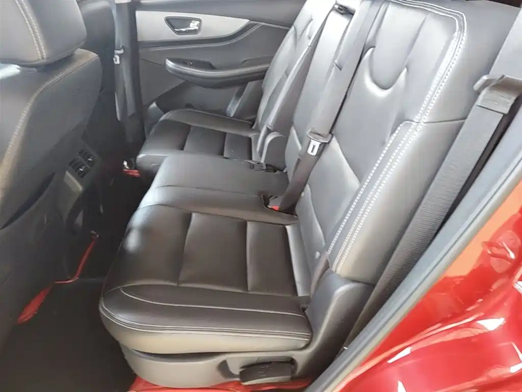 Dongfeng Fengguang Fengguang S560 2019 2018 1.8L CVT Elite 7-seater