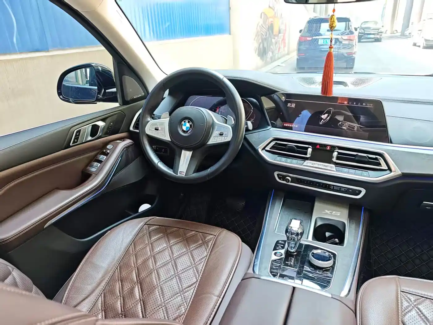 BMW X5 2022 xDrive 30Li M Sport Package фото 11
