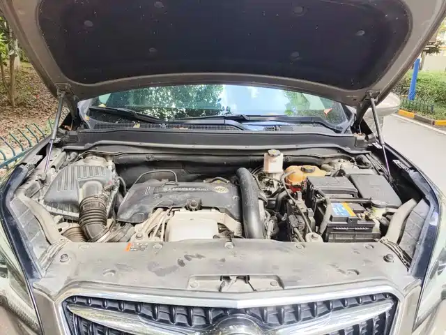 Buick Envision Plus 2018 28T 4WD Elite — фото 3