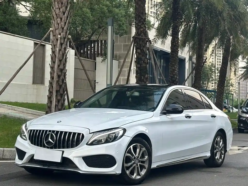 Фото 1 - Mercedes-Benz C-Class