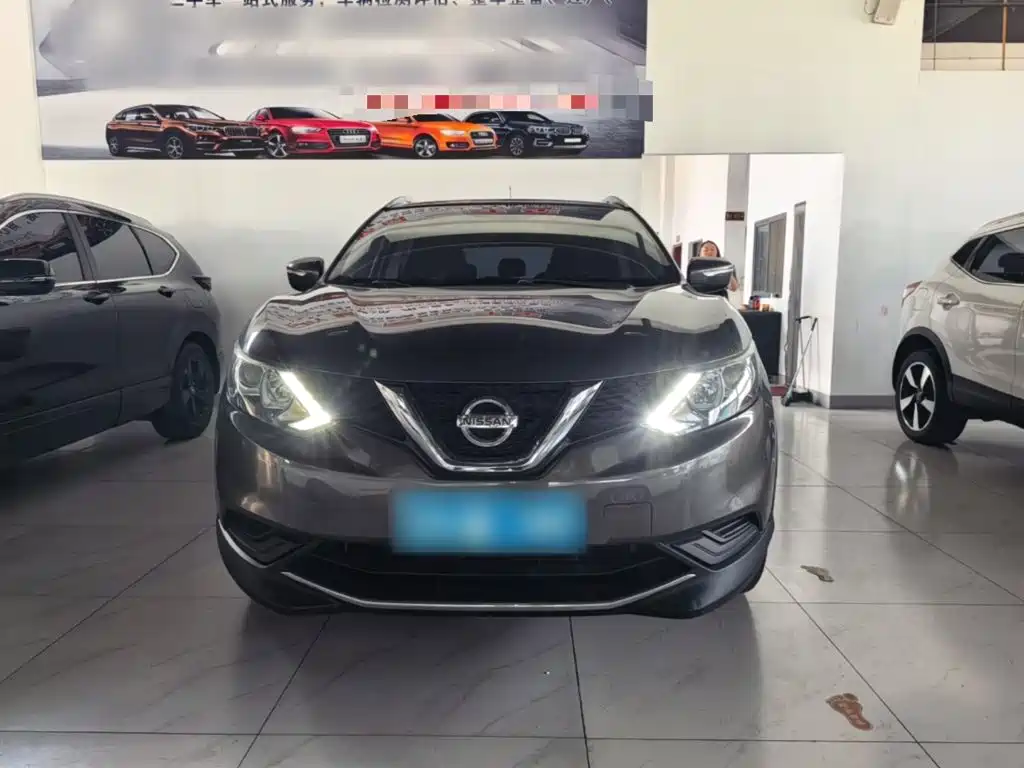 Фото 3 - Nissan Qashqai