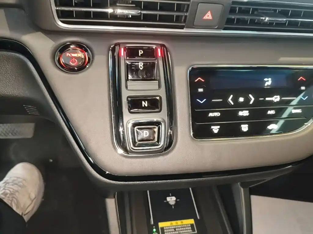 Honda Elysion 2024 2024 2.0L e:HEV Luxury Edition
