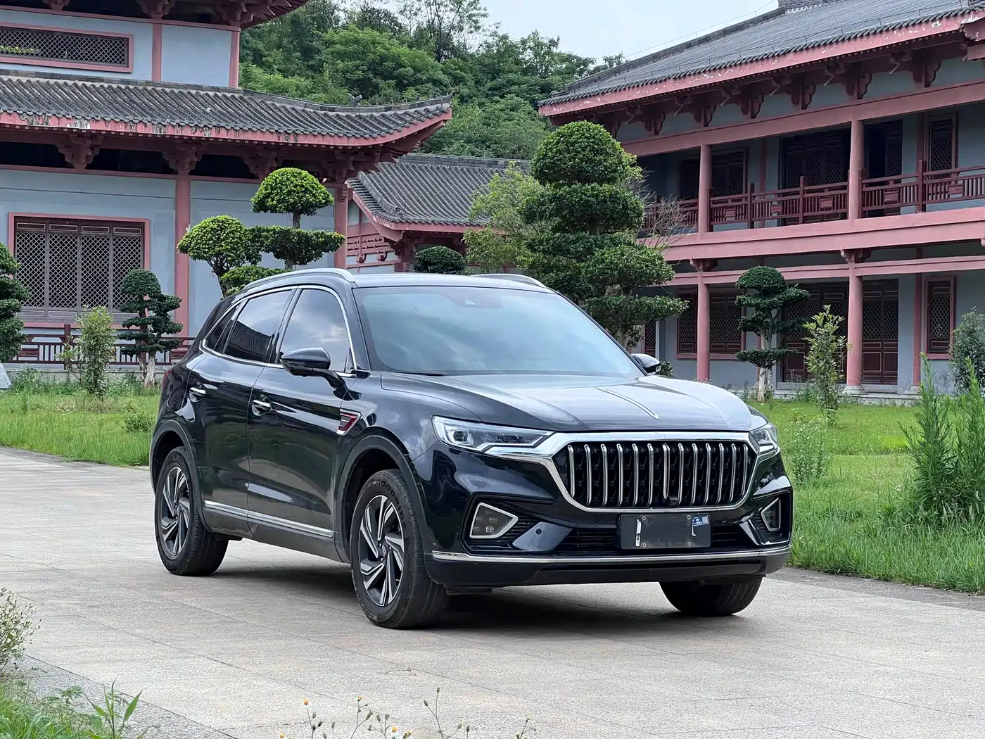 Hongqi HS5 2022 2.0T Smart Connect Premium Edition фото 3