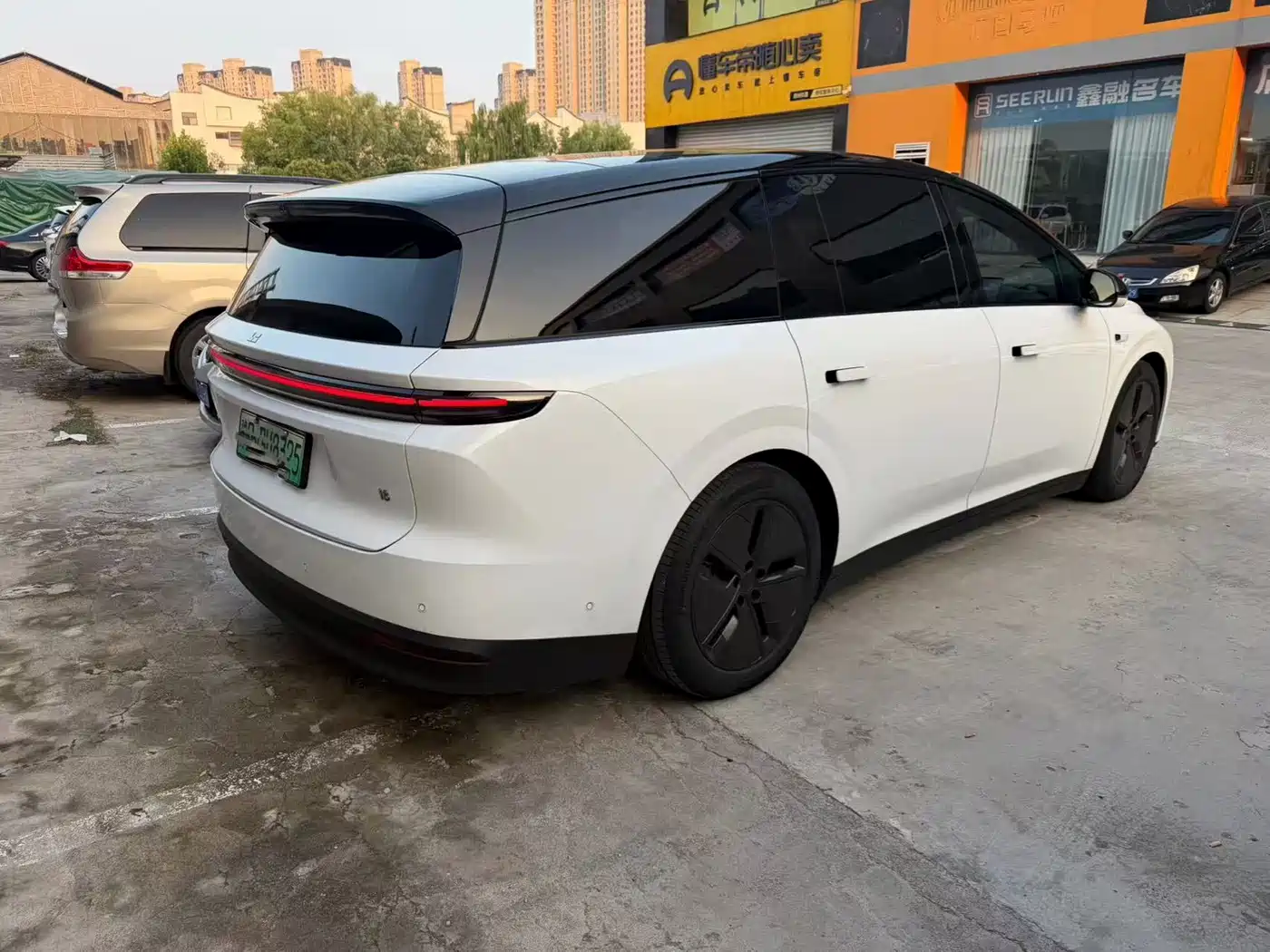2026 Li Auto Li i8