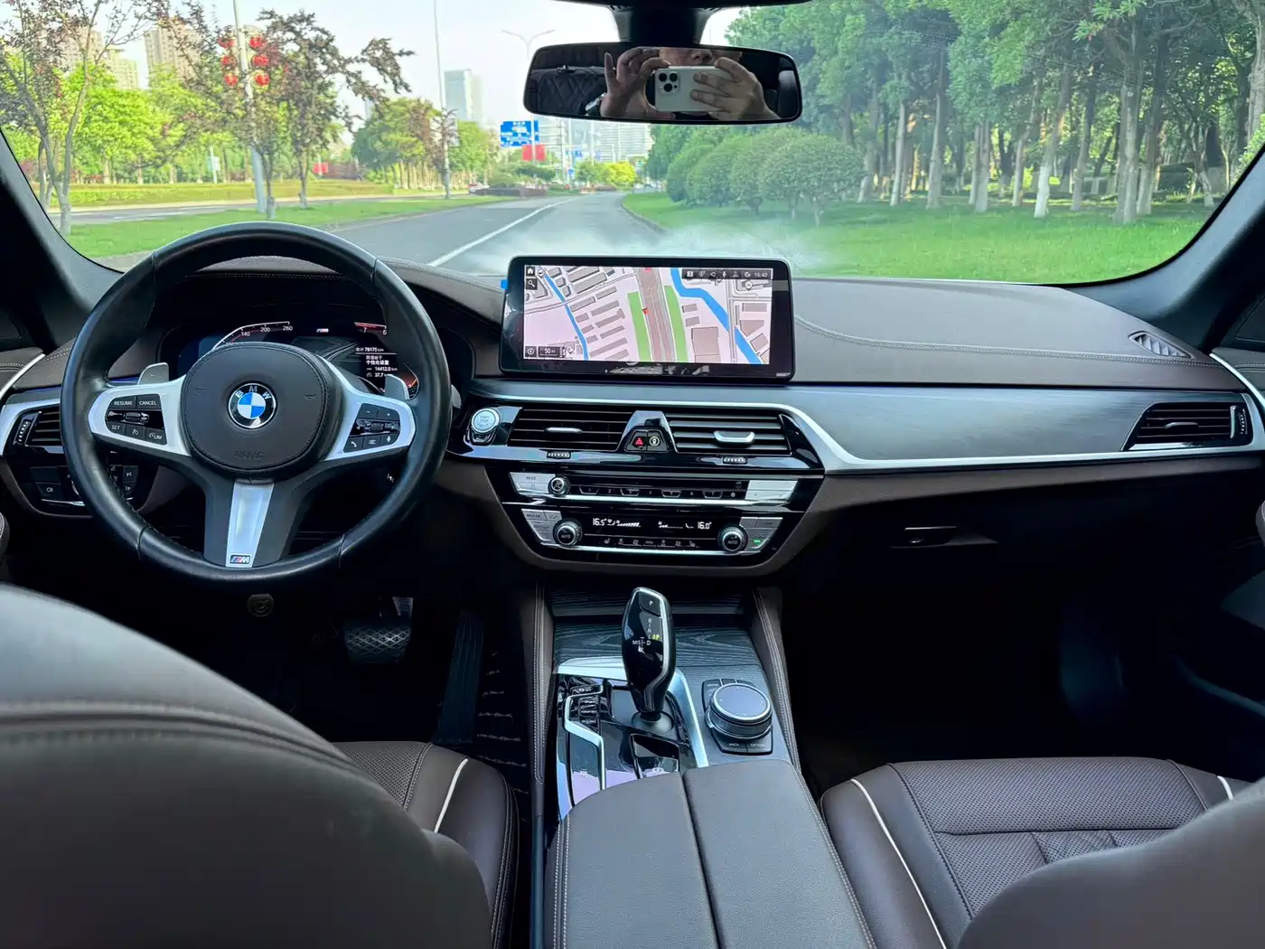 BMW 5 Series 2022 530Li Leading Luxury Package фото 7
