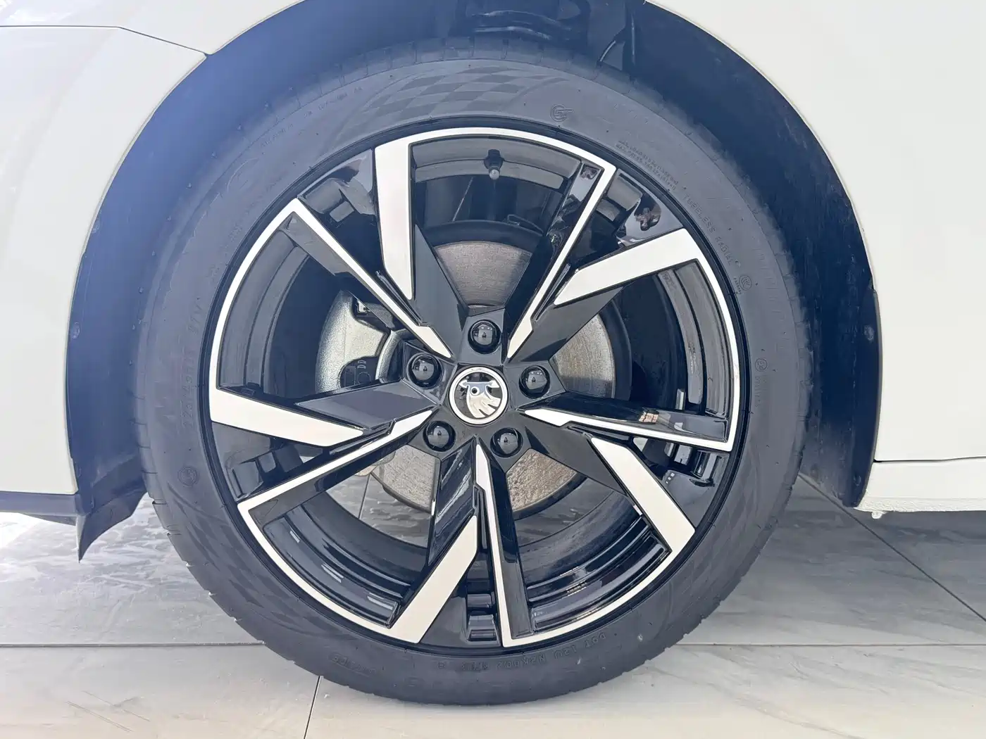 Škoda Octavia 2022 PRO TSI280 Premium Edition фото 17