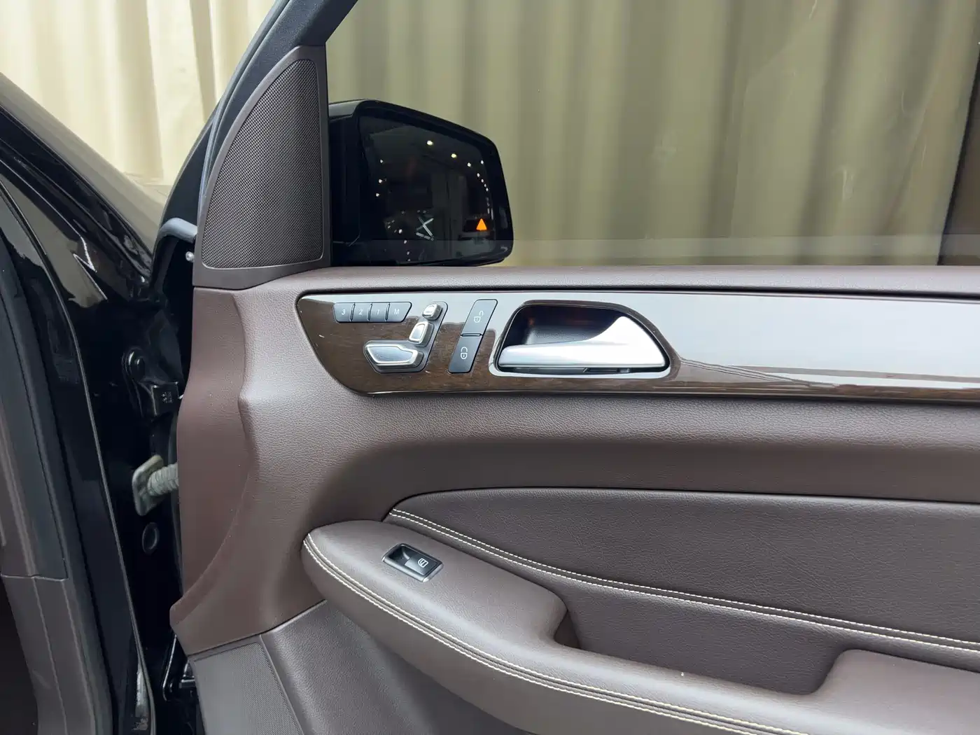 Mercedes-Benz GLS 2018 GLS 400 4MATIC Dynamic фото 4