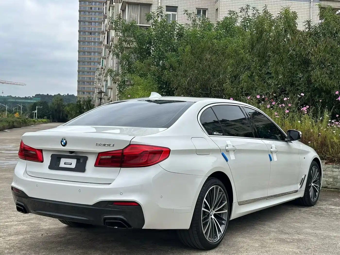 BMW 5 Series 2020 530Li Leading M Sport Package фото 9