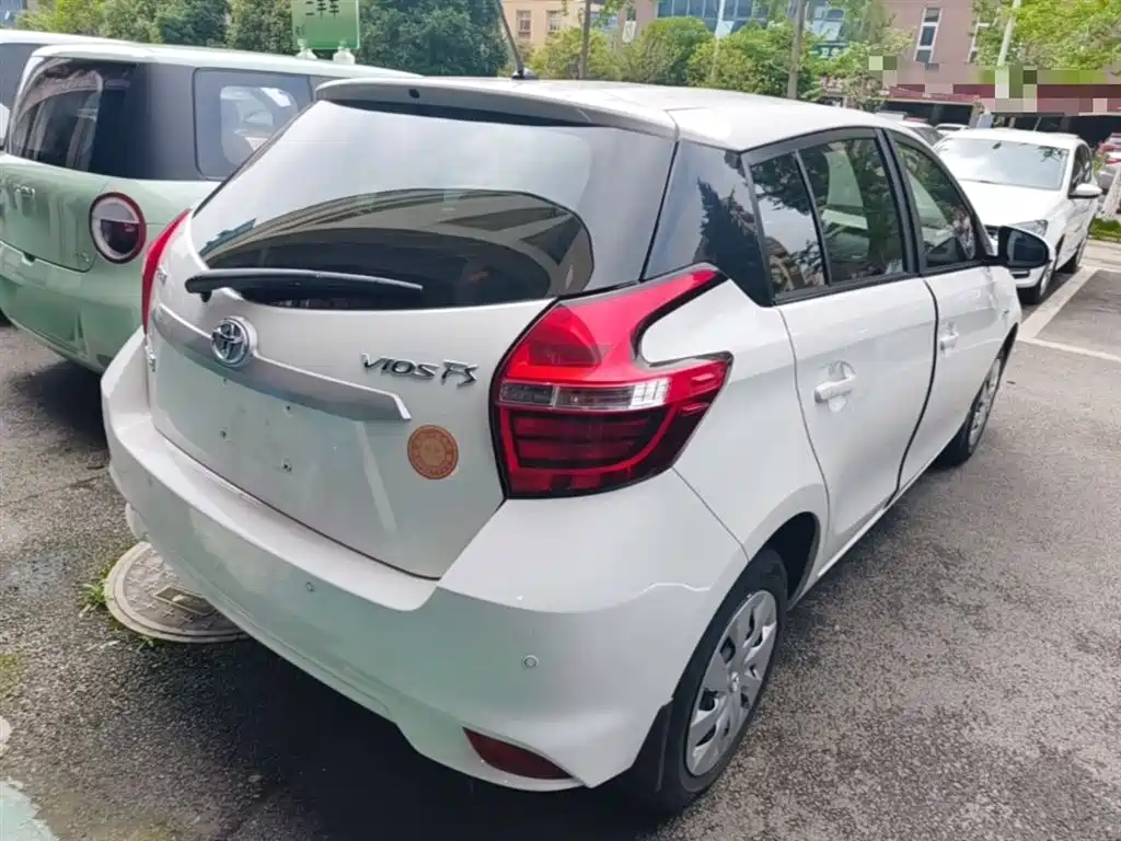 Toyota Vios FS 2017 1.5L CVT Fengchi Edition фото 7