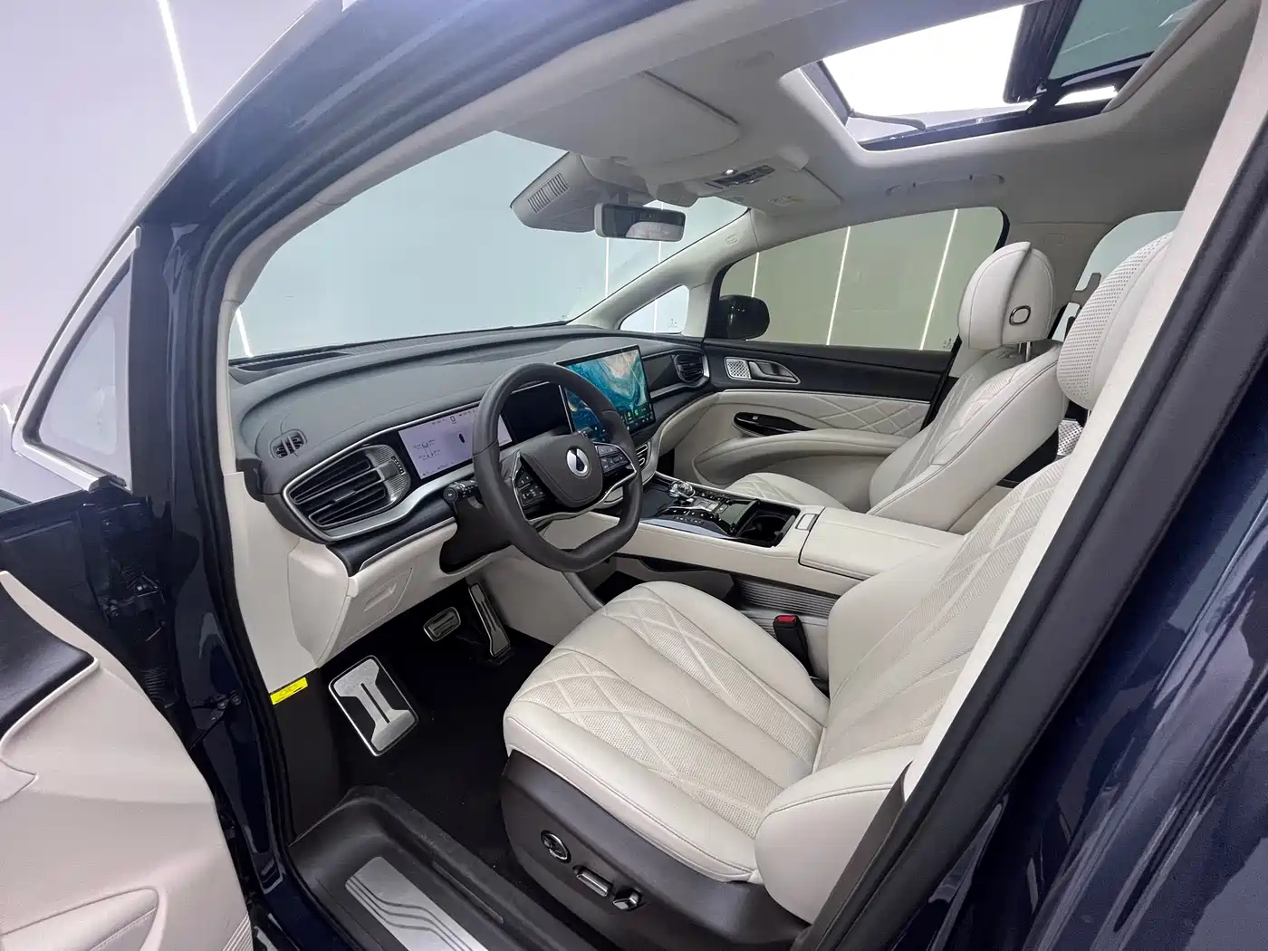 Denza D9 2025 Model DM-i Smart Drive Edition 1020 AWD Flagship фото 6