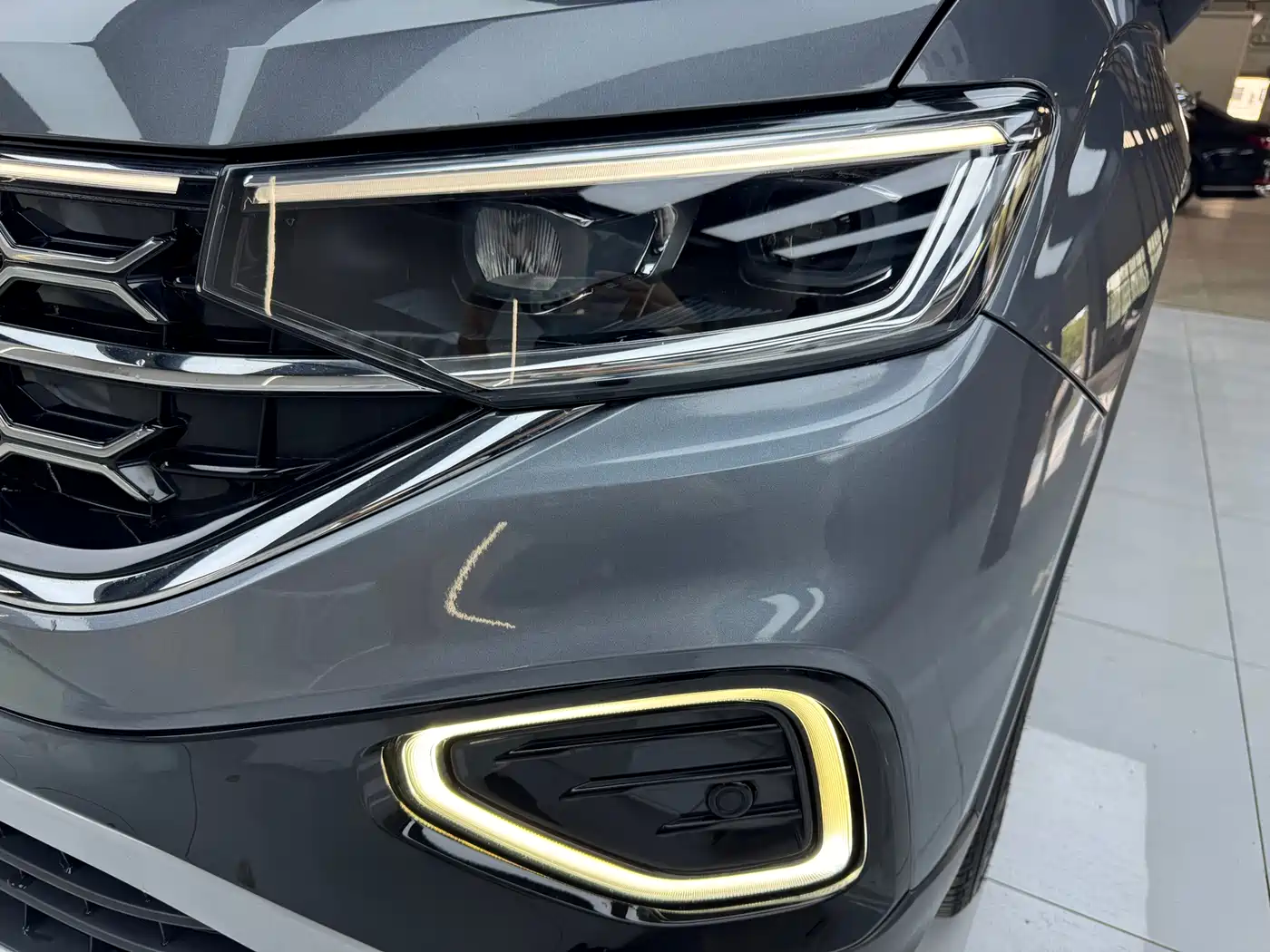 Volkswagen Tayron 2023 280TSI 2WD Luxury Plus Advanced Edition фото 7