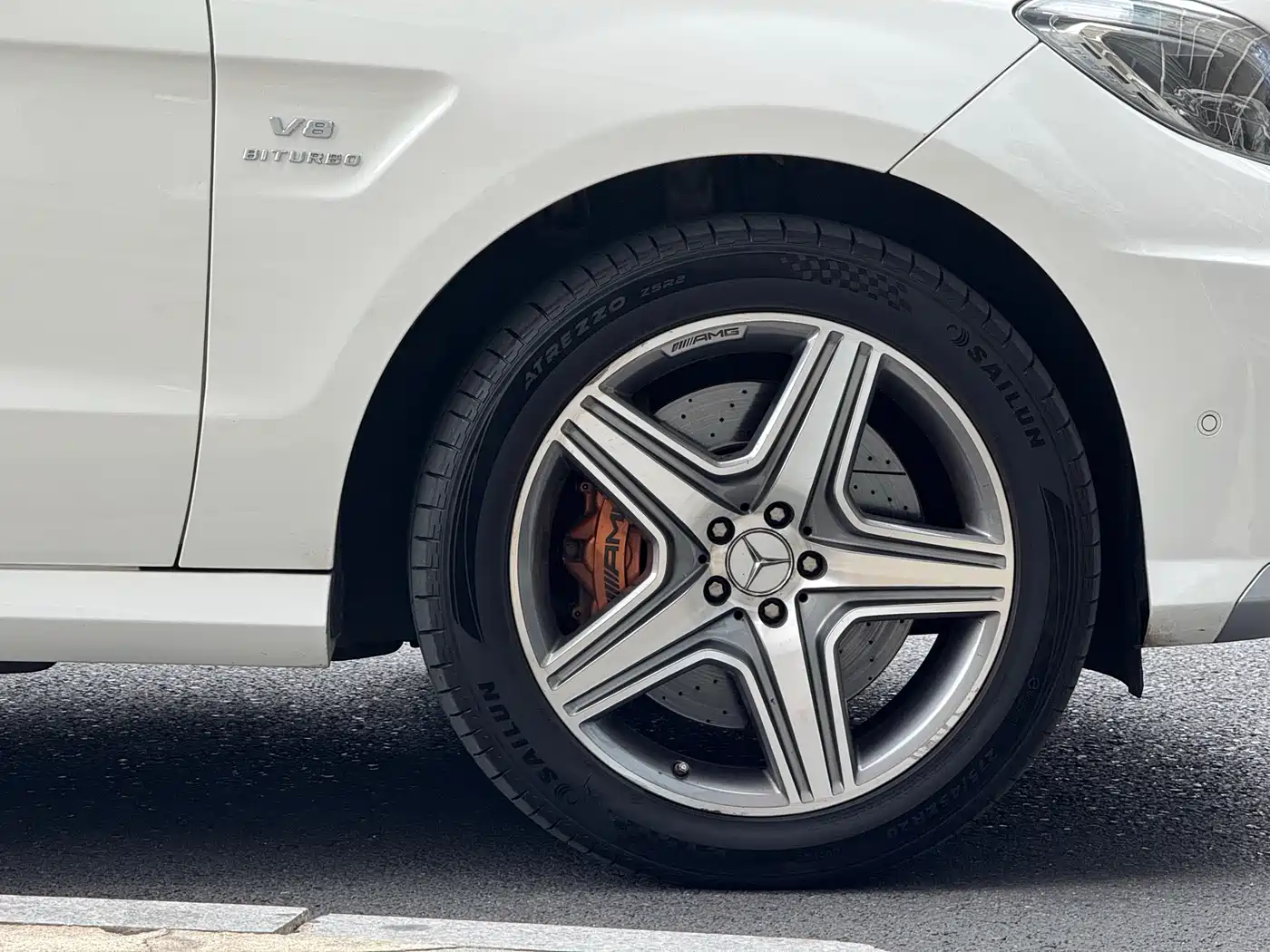 Mercedes-Benz M-Class AMG 2014 AMG ML 63 фото 5