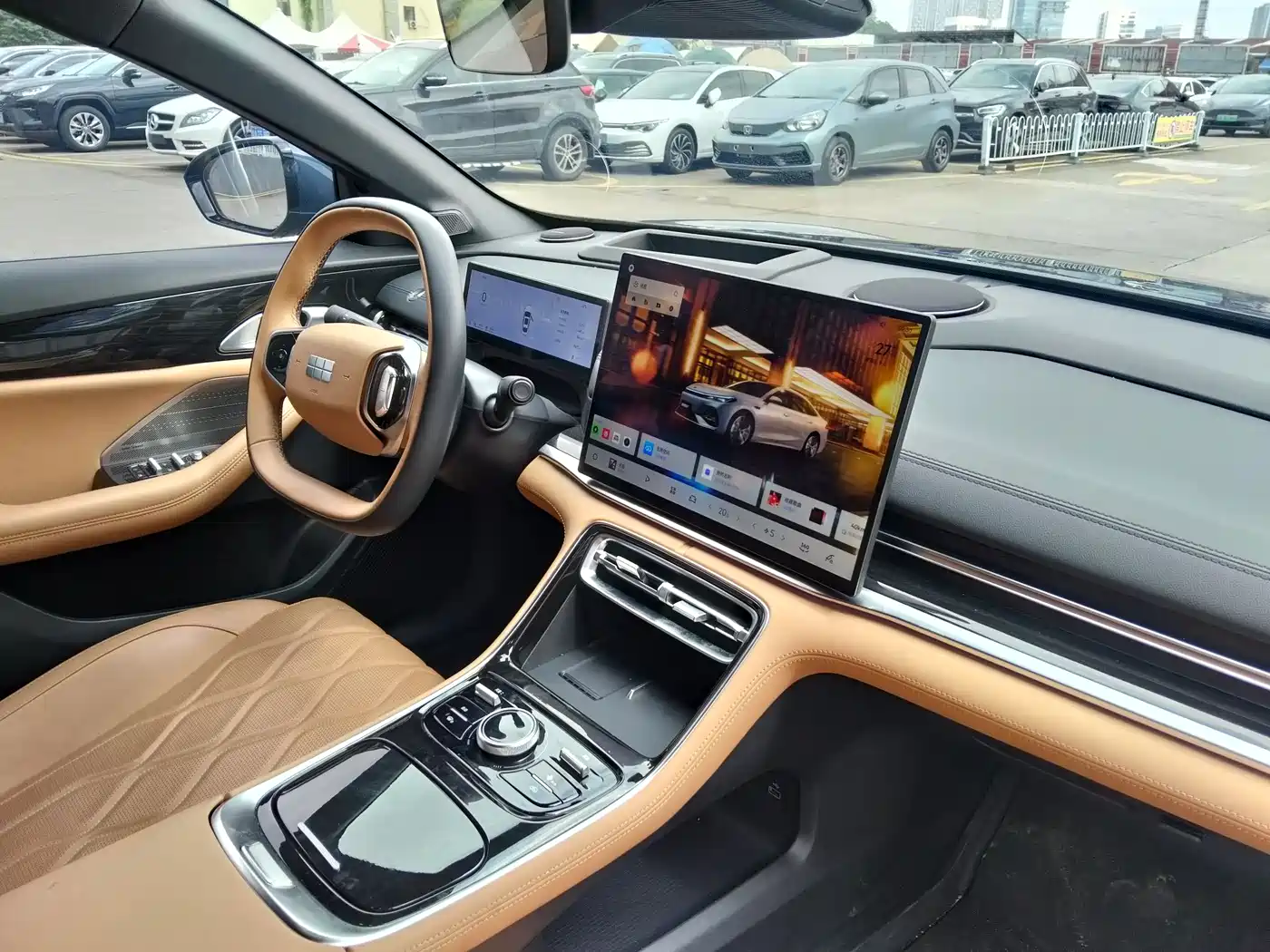 Geely Galaxy Galaxy A7 2025 EM-i фото 11