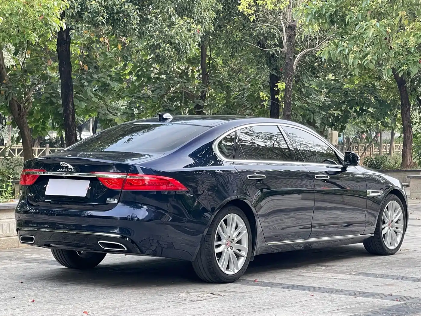 Jaguar XFL 2020 XFL 2.0T P250 4WD Premium Edition фото 7