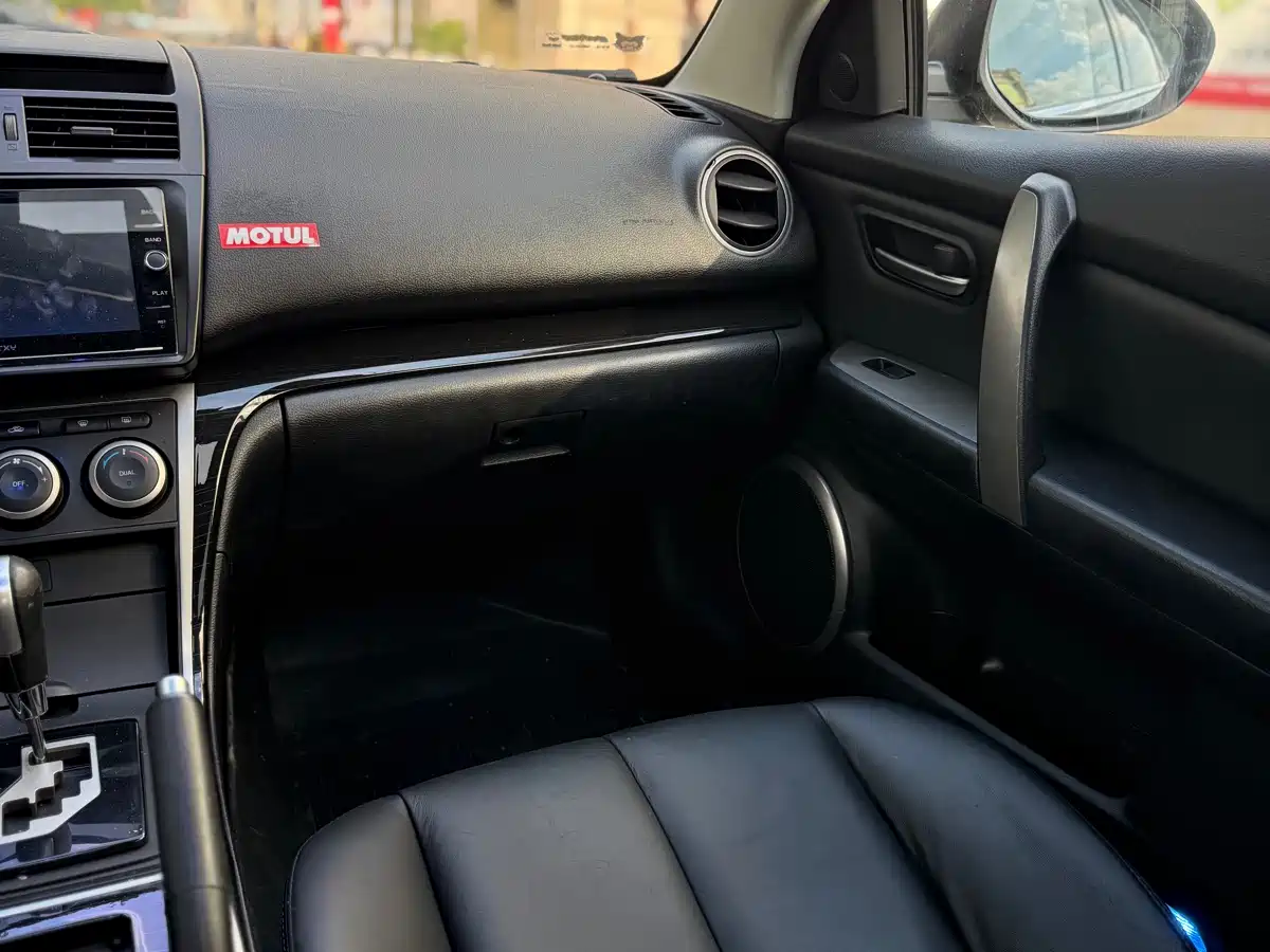 Mazda Ruiyi 2010 Coupe 2.0L Auto Luxury фото 13