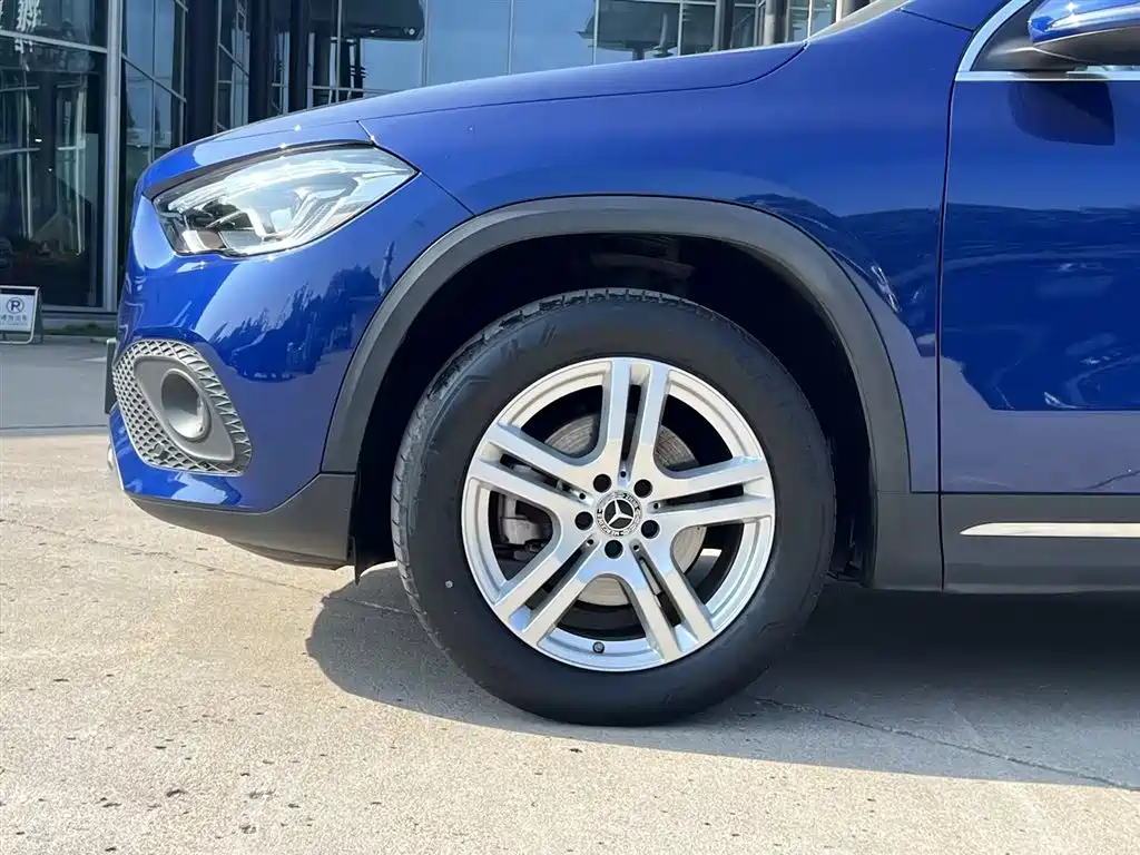 Mercedes-Benz GLA 2023 2023 GLA 200