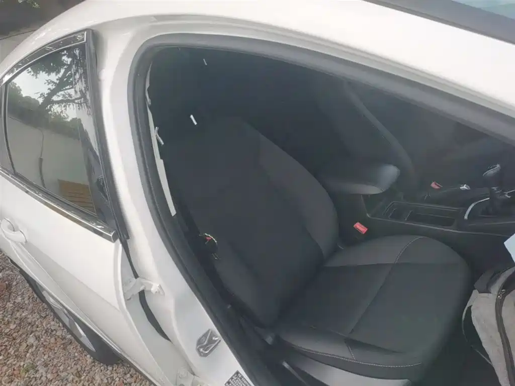Фото 25 - Ford Focus