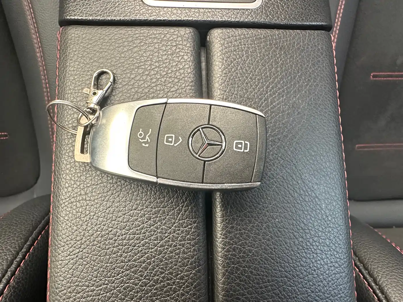 Mercedes-Benz A-Class 2023 A 200 L Fashion фото 28