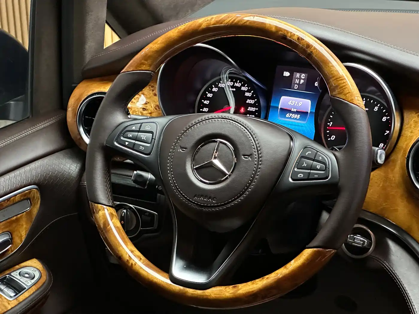 Mercedes-Benz V-Class 2021 V 260 Pilot Edition фото 11