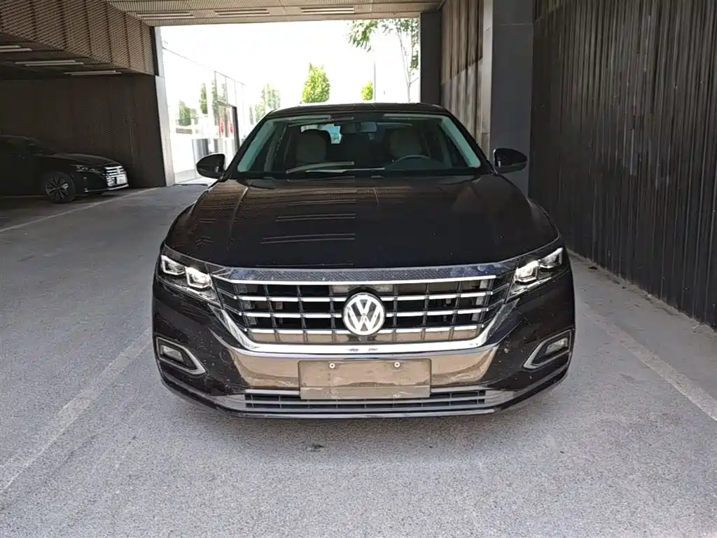 Volkswagen Passat 2019 Model 280TSI Business Edition China VI фото 3