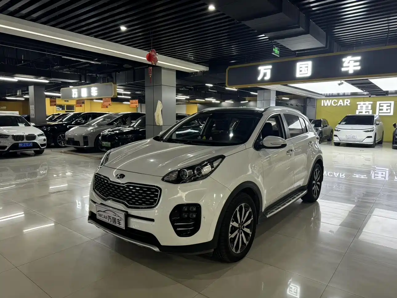 Kia KX5 2018 2017 1.6T Automatic 2WD 15th Anniversary Special DLX