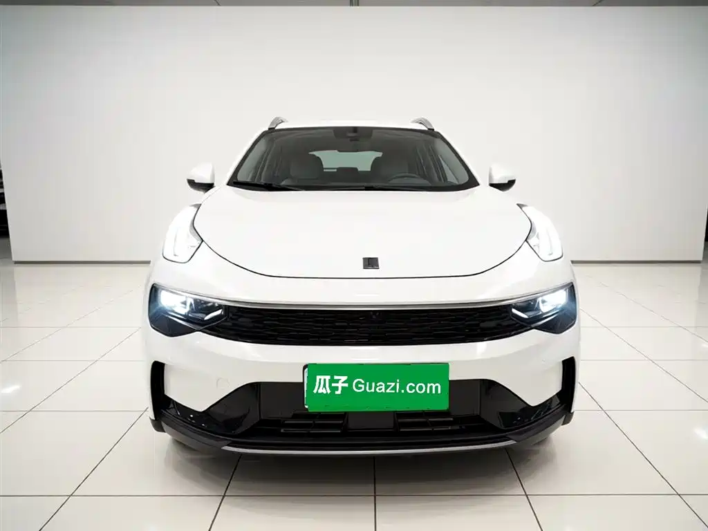 Lynk & Co 01 2023 2.0TD 2WD Pro фото 2