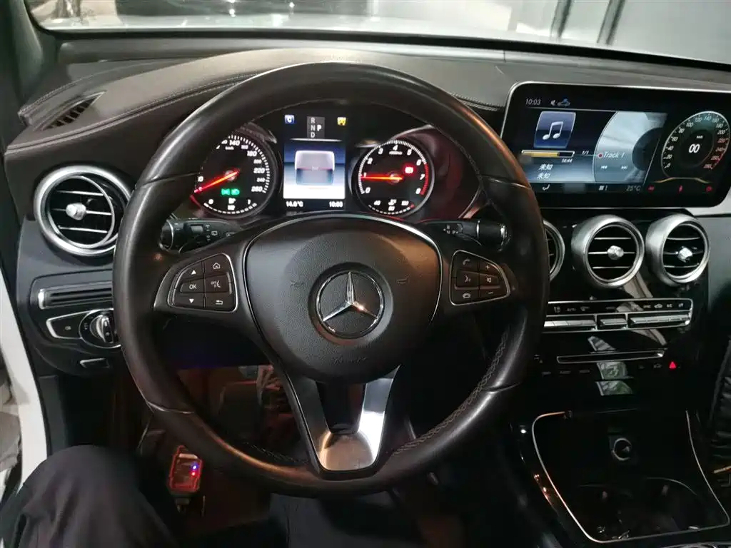 Mercedes-Benz GLC 2018 GLC 200 4MATIC фото 9