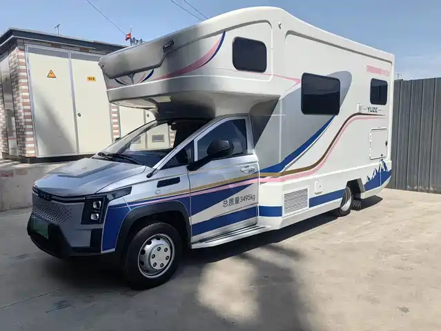  Wuling Motors Wuling Rongguang New Card RV 2023 Extended Dual Rear Wheels RV