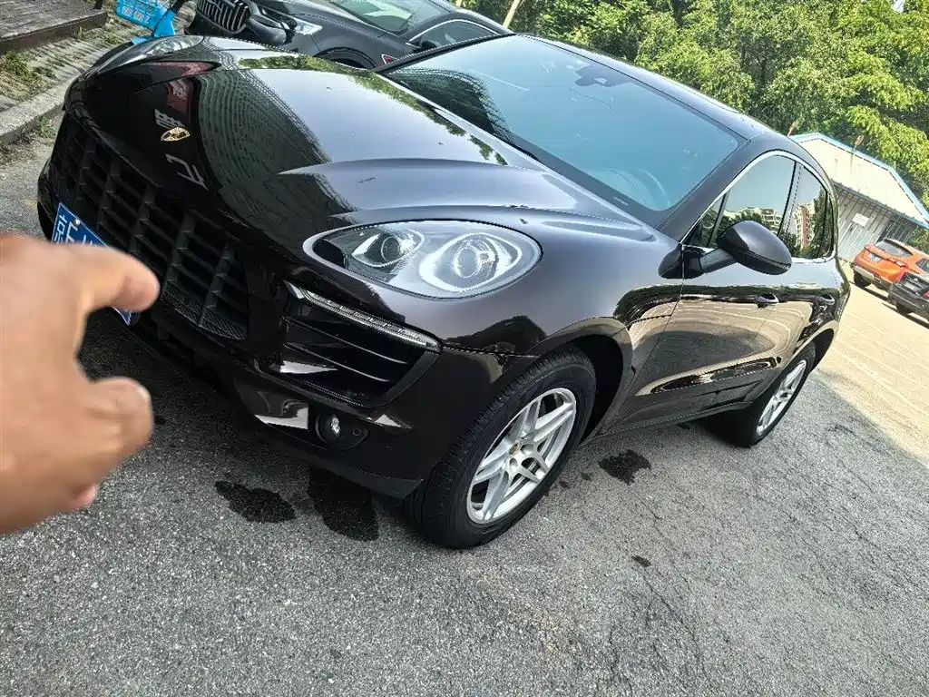 Porsche Macan 2017 Macan 2.0T фото 2
