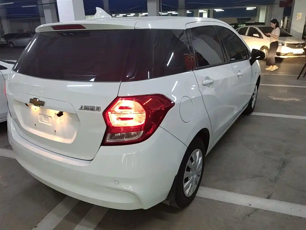 Chevrolet Lova RV 2016 1.5L Automatic Easy-Ride фото 7