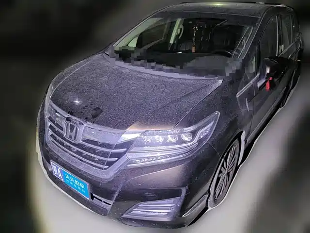 Honda Elysion 2016 2.4L Ultimate Edition — фото 1