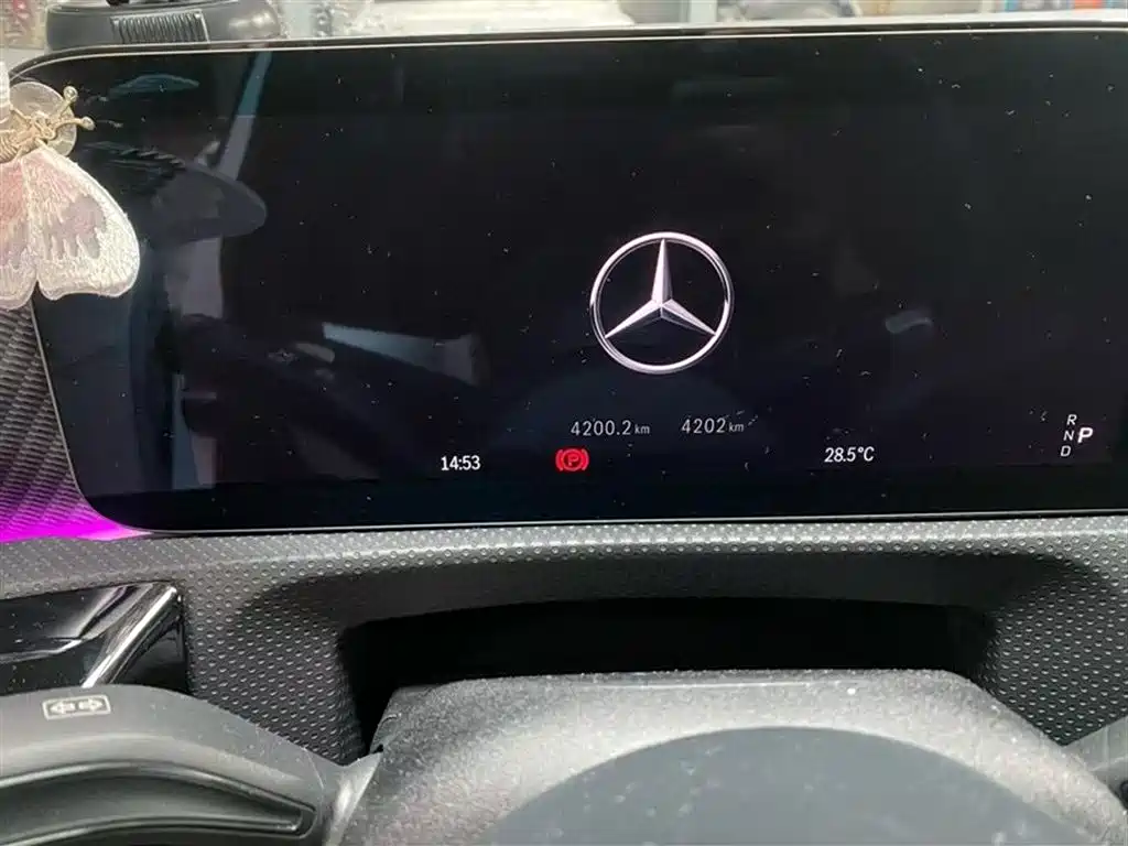 Mercedes-Benz A-Class 2025 A 200 L Fashion Edition фото 3