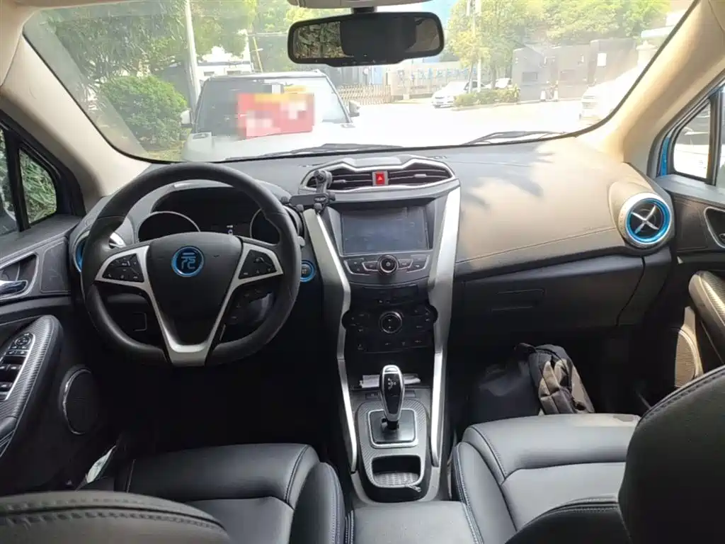 BYD Yuan New Energy 2019 EV360 Smart Connect Premium Edition фото 10