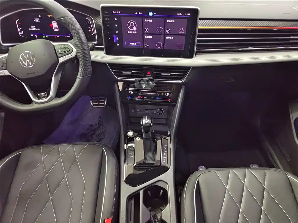 Volkswagen Tiguan L 2024 Outstanding 330TSI Auto 2WD R-Line Dragon Glory Edition фото 13