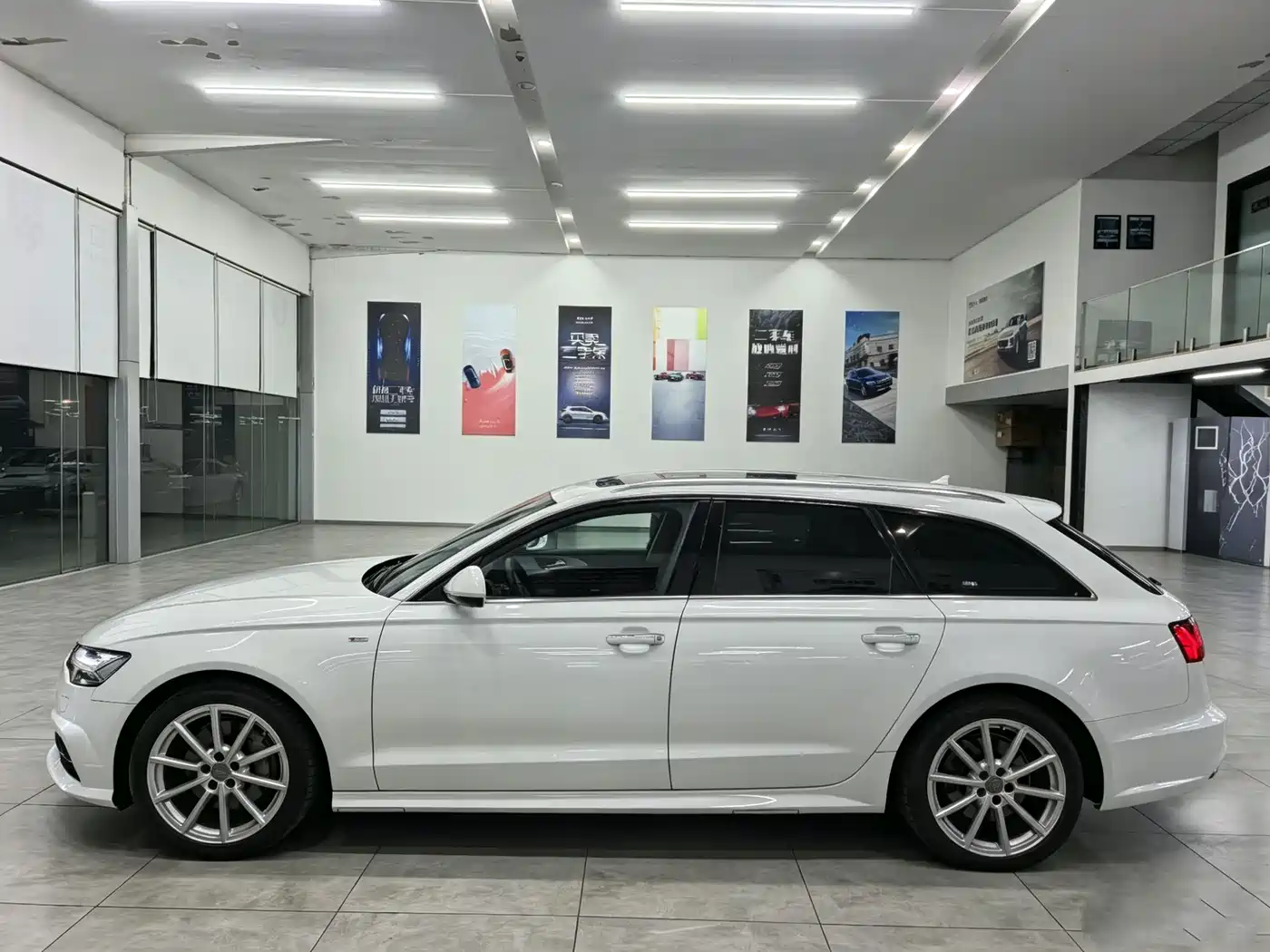 Audi A6 (Import) 2017 Avant 40 TFSI Sport фото 4