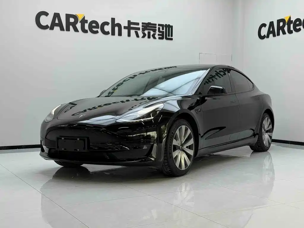 Tesla Model 3 2020