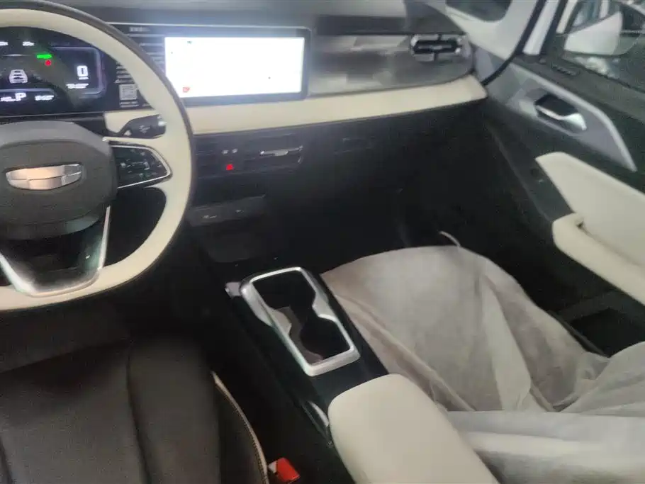 GEELY GEOMETRY E FIREFLY