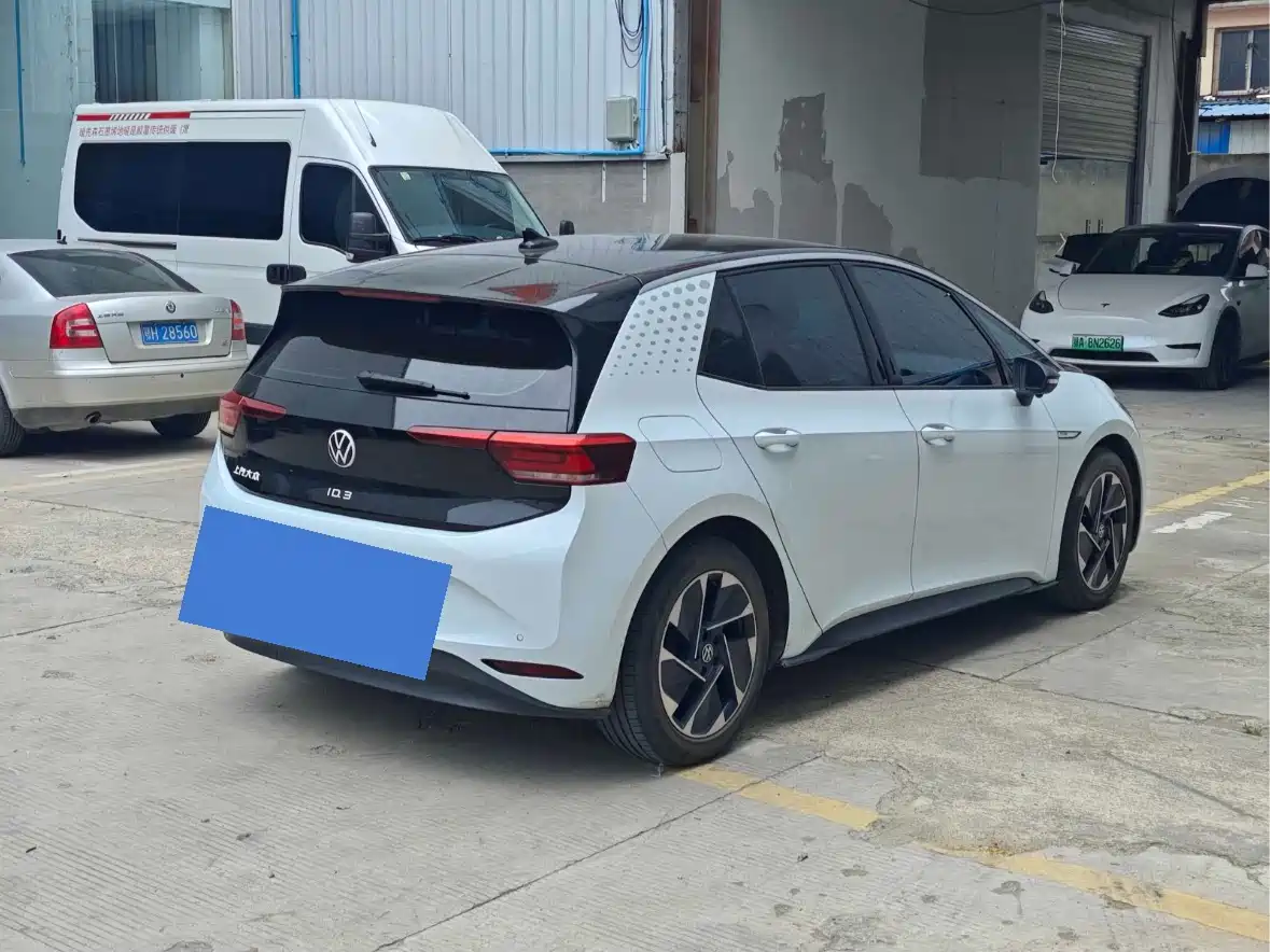 Volkswagen ID.3 2023 Upgraded Pure Intelligence Edition фото 7