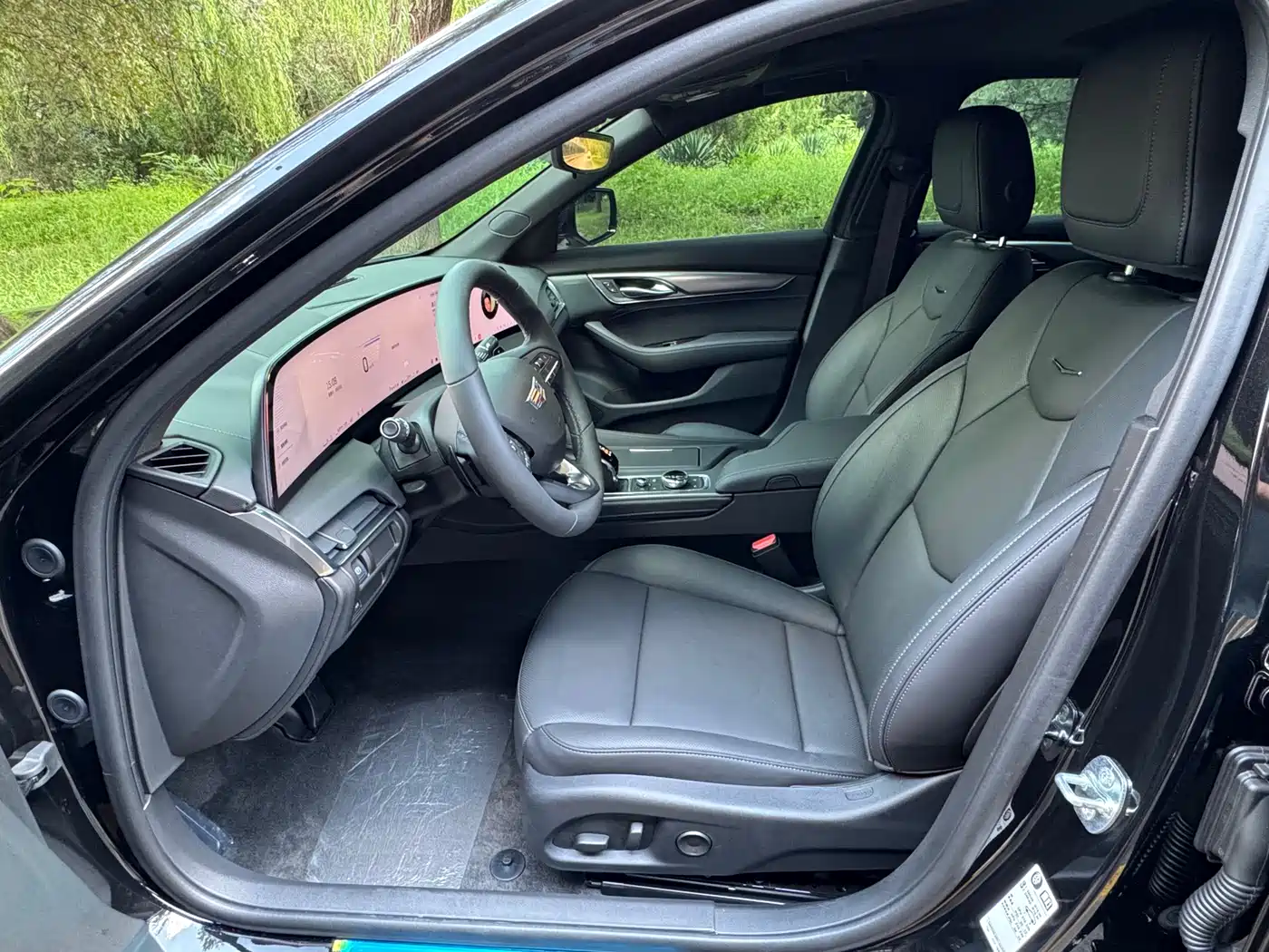 Cadillac CT5 2026 2025 Model 28T Track Performance Edition