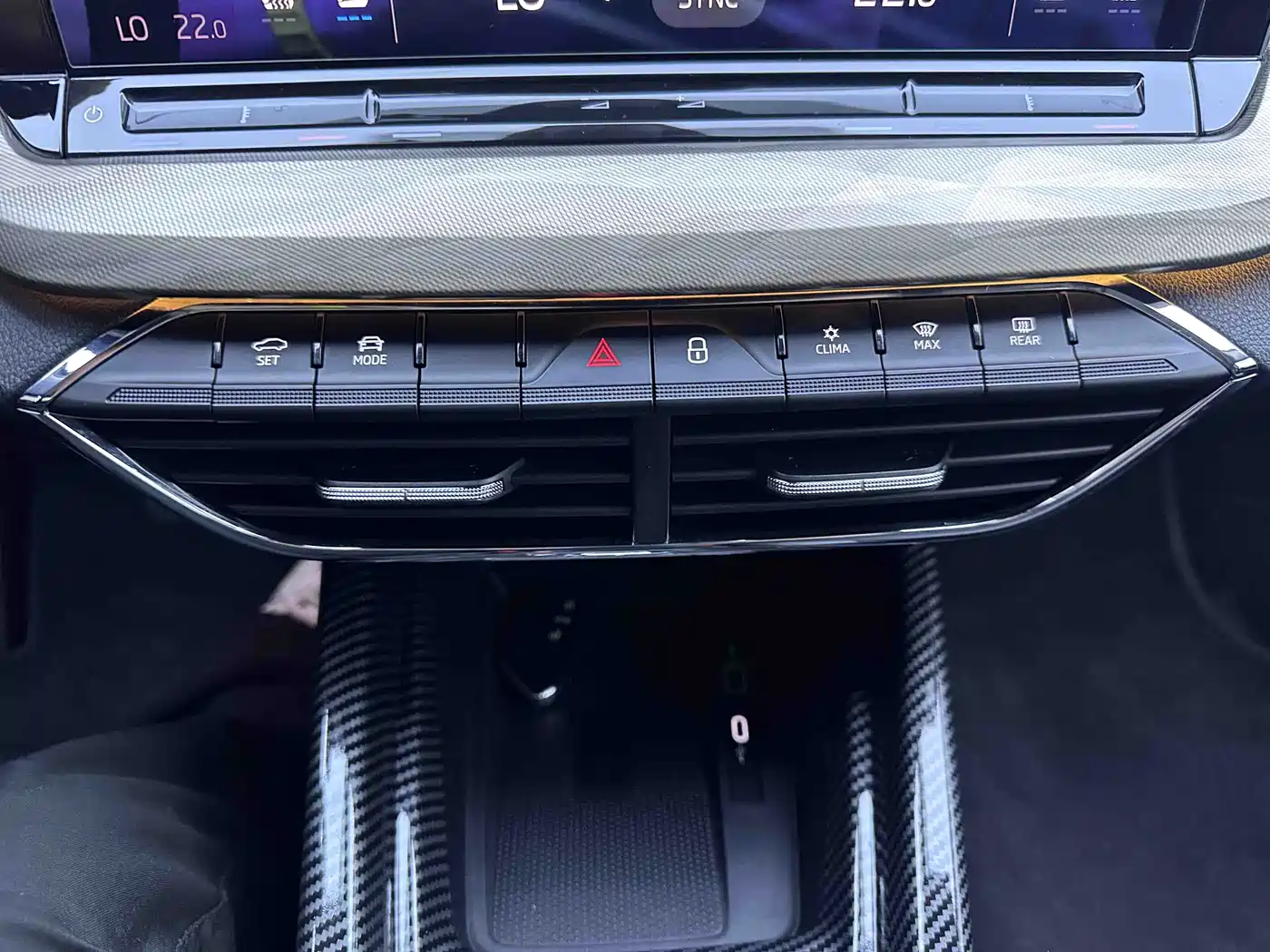 Škoda Octavia 2022 PRO TSI280 Luxury Edition фото 15