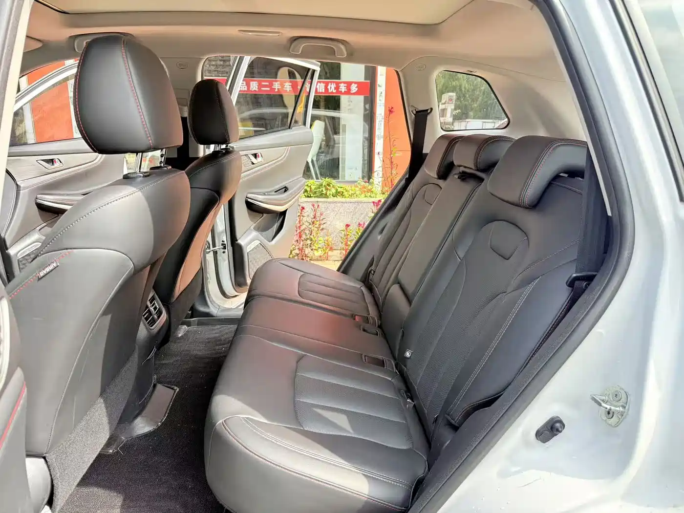 Фото 4 - Changan CS75