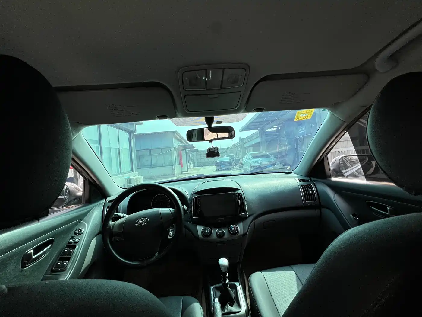 Hyundai Elantra 2011 1.6L Manual Comfort фото 9