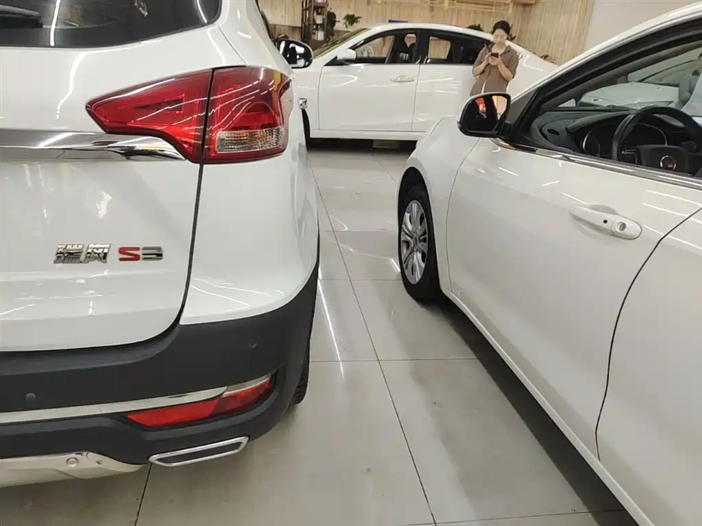 JAC Motors Refine S3 2016 2017 1.6L CVT Luxury Smart